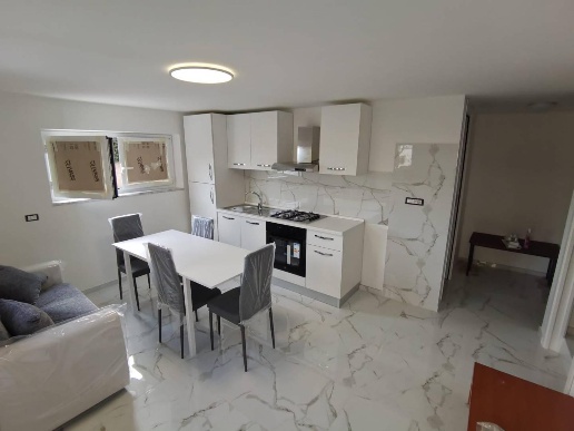 appartamento in affitto a Lamezia Terme in zona Sambiase