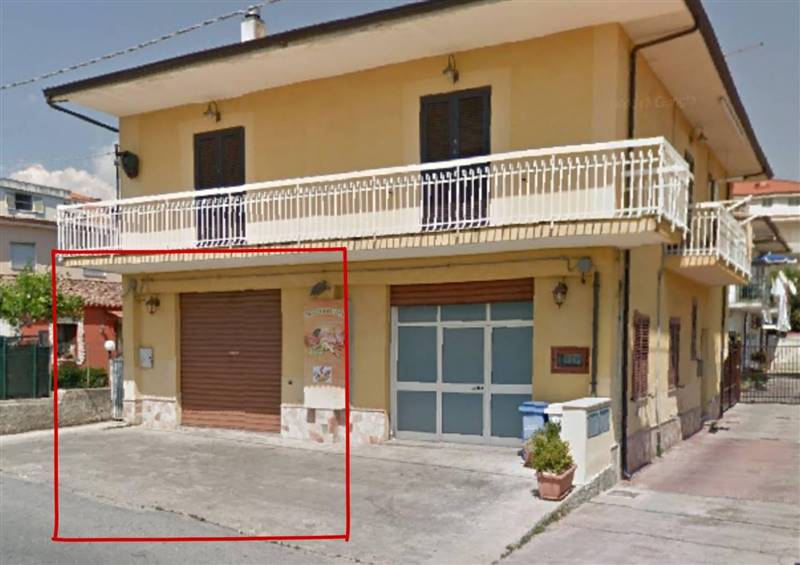 locale commerciale in affitto a Lamezia Terme