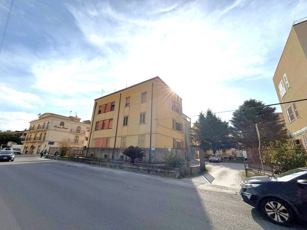 appartamento in affitto a Lamezia Terme in zona Sant'Eufemia Lamezia