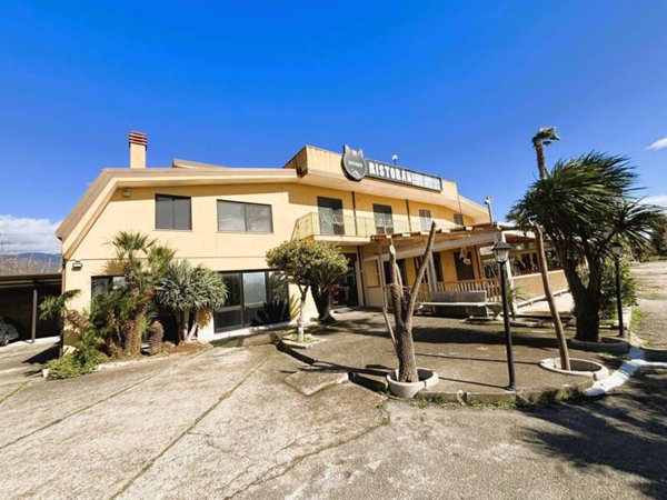 negozio in affitto a Lamezia Terme