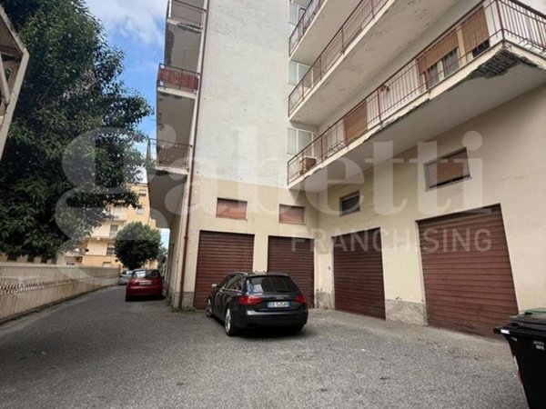 appartamento in affitto a Lamezia Terme in zona Nicastro