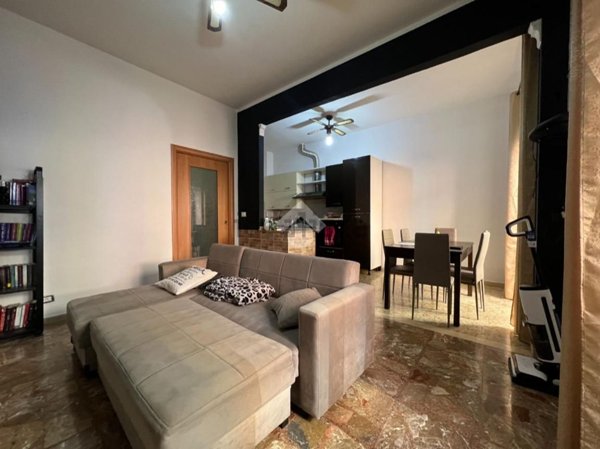 appartamento in affitto a Lamezia Terme in zona Sambiase