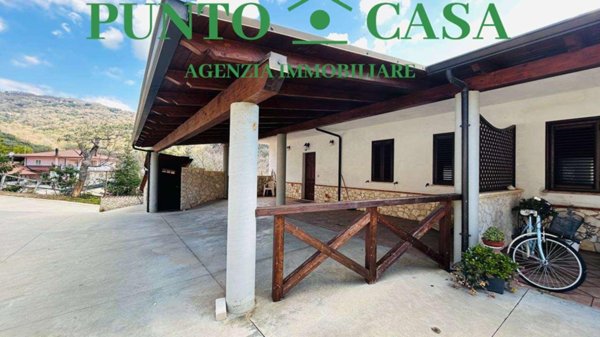 appartamento in affitto a Lamezia Terme in zona Sambiase