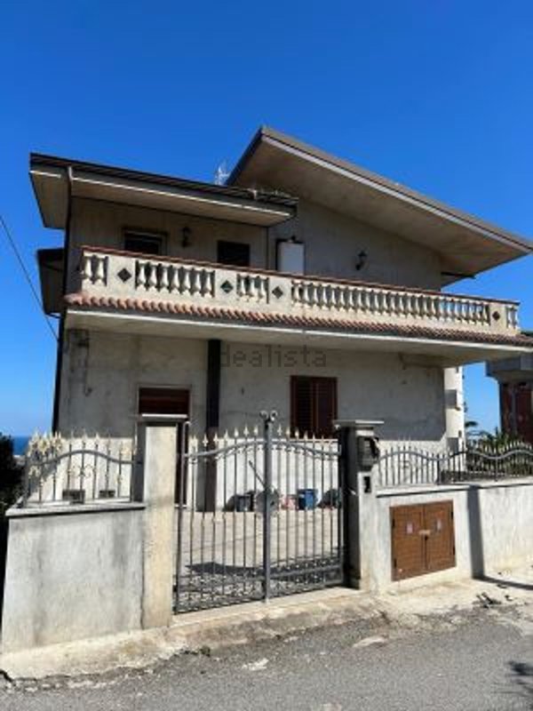 appartamento in affitto a Bianco