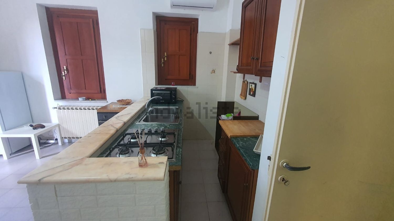 appartamento in affitto a Locri