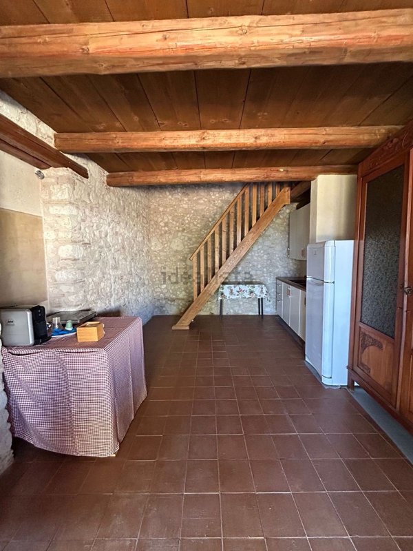 appartamento in affitto a Locri