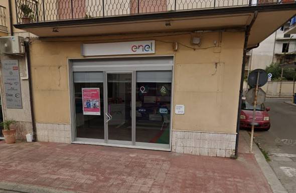 negozio in affitto a Marina di Gioiosa Ionica