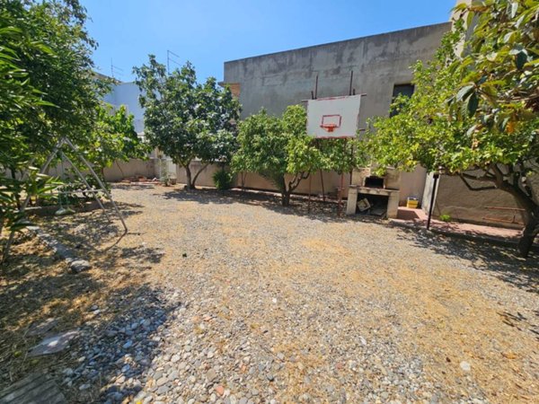 appartamento in affitto a Motta San Giovanni in zona Lazzaro