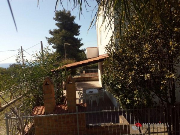 appartamento in affitto a Palizzi in zona Palizzi Marina