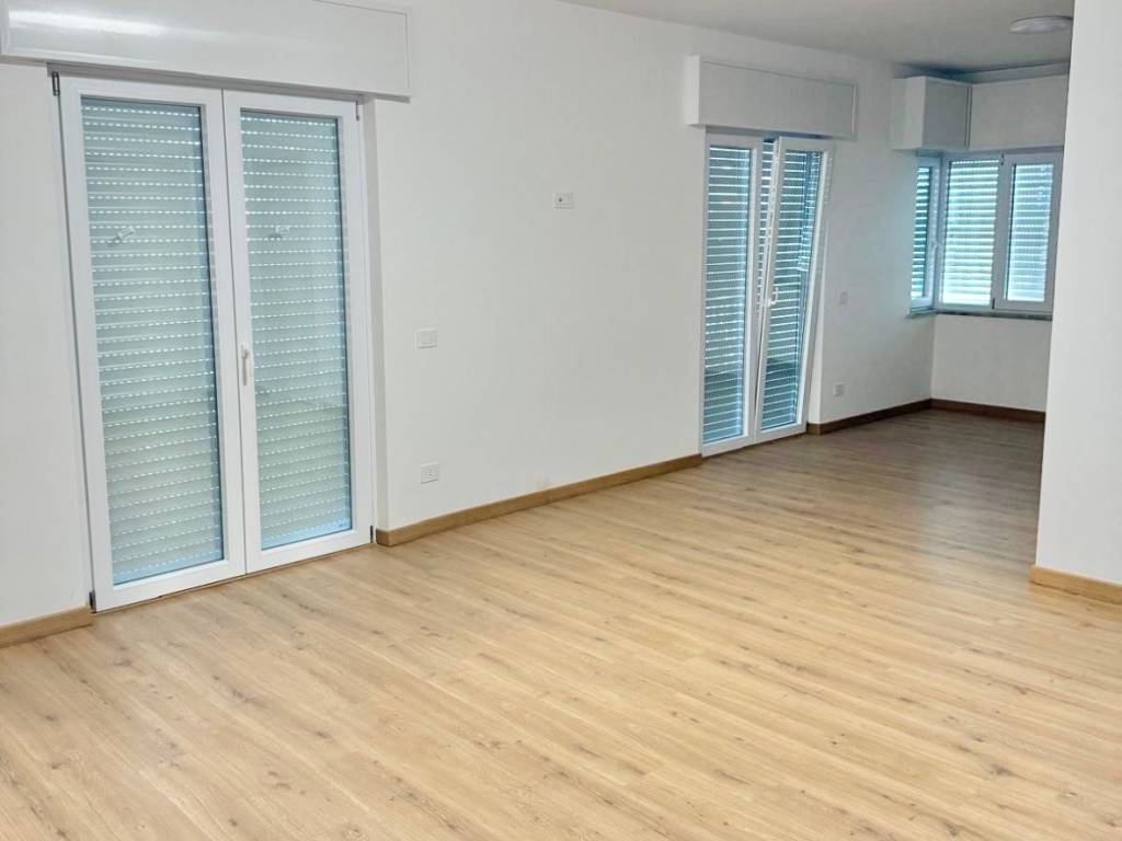 appartamento in affitto a Polistena