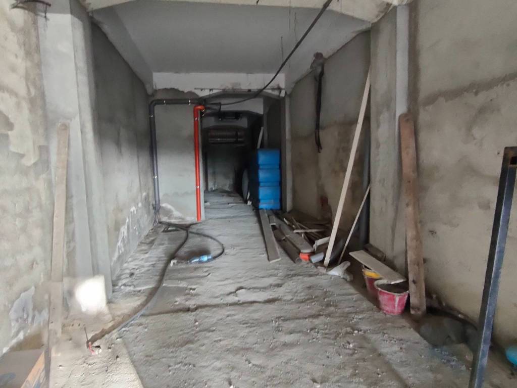 negozio in affitto a Reggio di Calabria in zona Catona