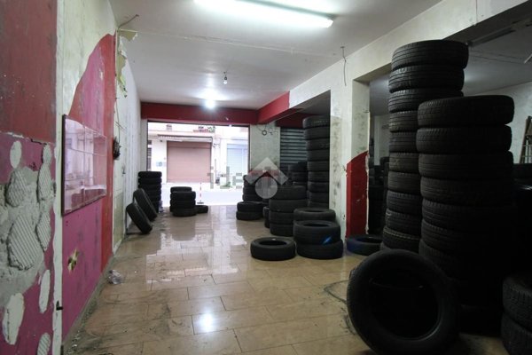 locale commerciale in affitto a Reggio di Calabria in zona Catona