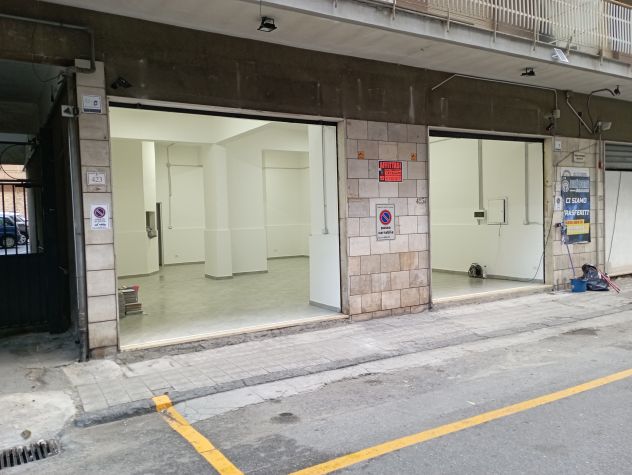 locale commerciale in affitto a Reggio di Calabria in zona Sbarre
