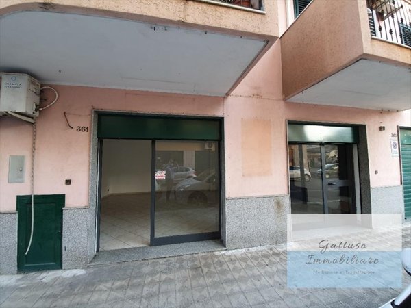 locale commerciale in affitto a Reggio di Calabria in zona Sbarre