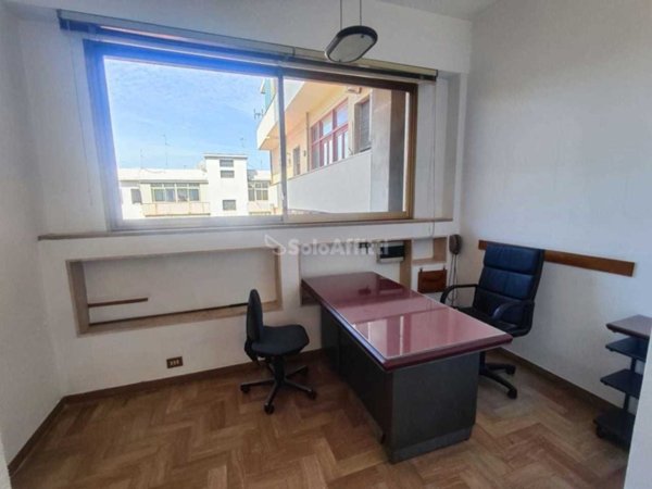 ufficio in affitto a Reggio di Calabria in zona Centro Storico