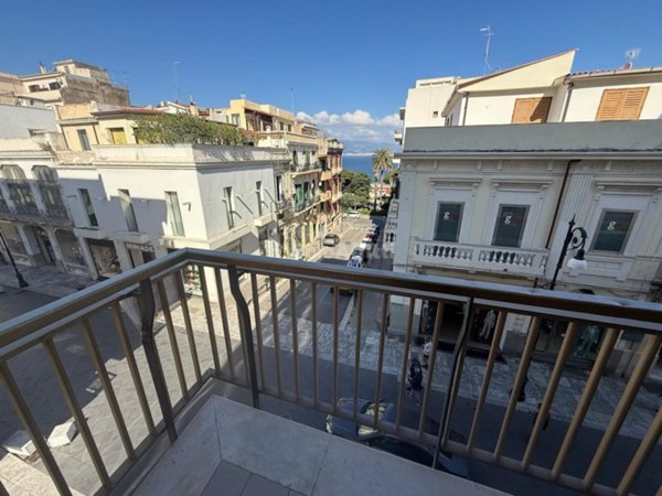 appartamento in affitto a Reggio di Calabria in zona Centro Storico