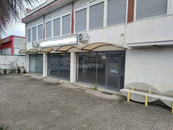 negozio in affitto a Reggio di Calabria