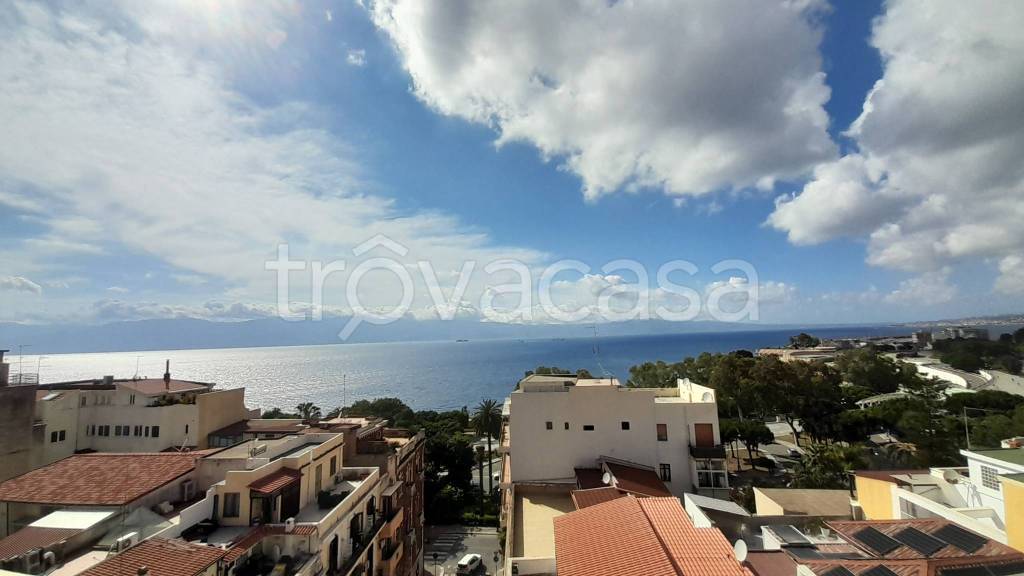 appartamento in affitto a Reggio di Calabria in zona Centro Storico