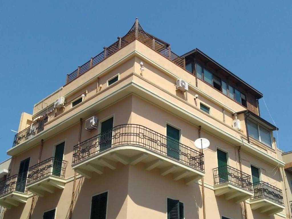 appartamento in affitto a Reggio di Calabria in zona Centro Storico