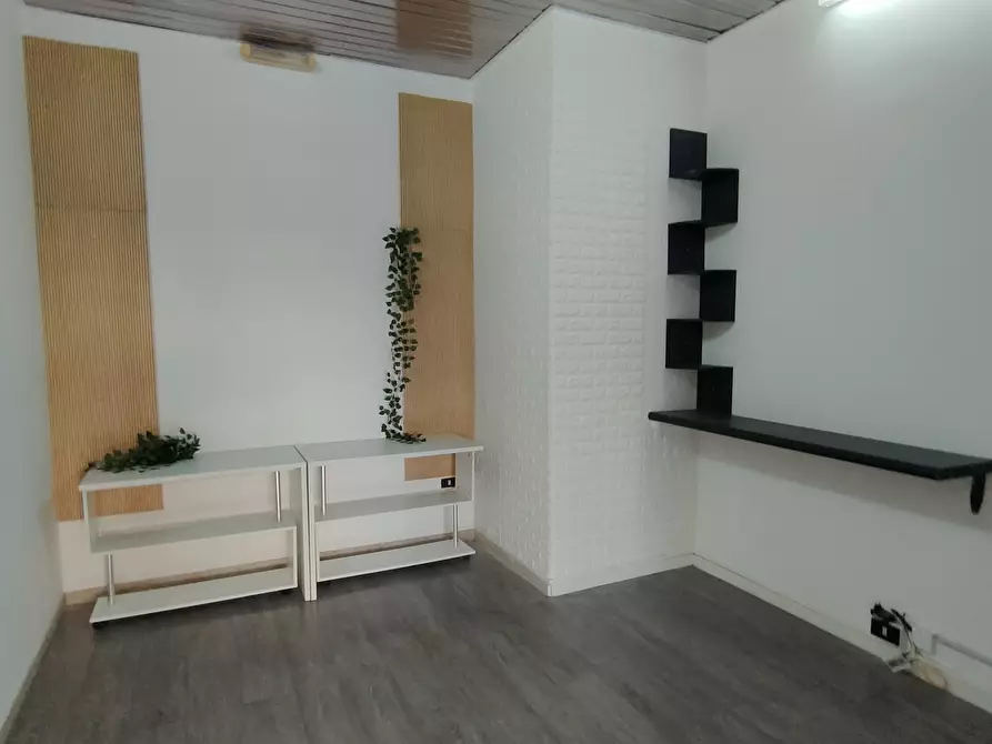 locale commerciale in affitto a Reggio di Calabria