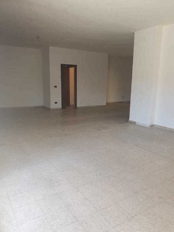 locale commerciale in affitto a Reggio di Calabria in zona Sbarre