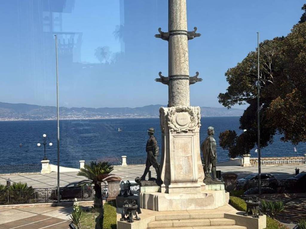 appartamento in affitto a Reggio di Calabria in zona Centro Storico
