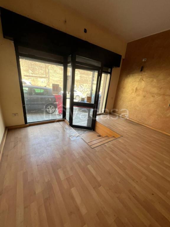 negozio in affitto a Reggio di Calabria in zona Eremo