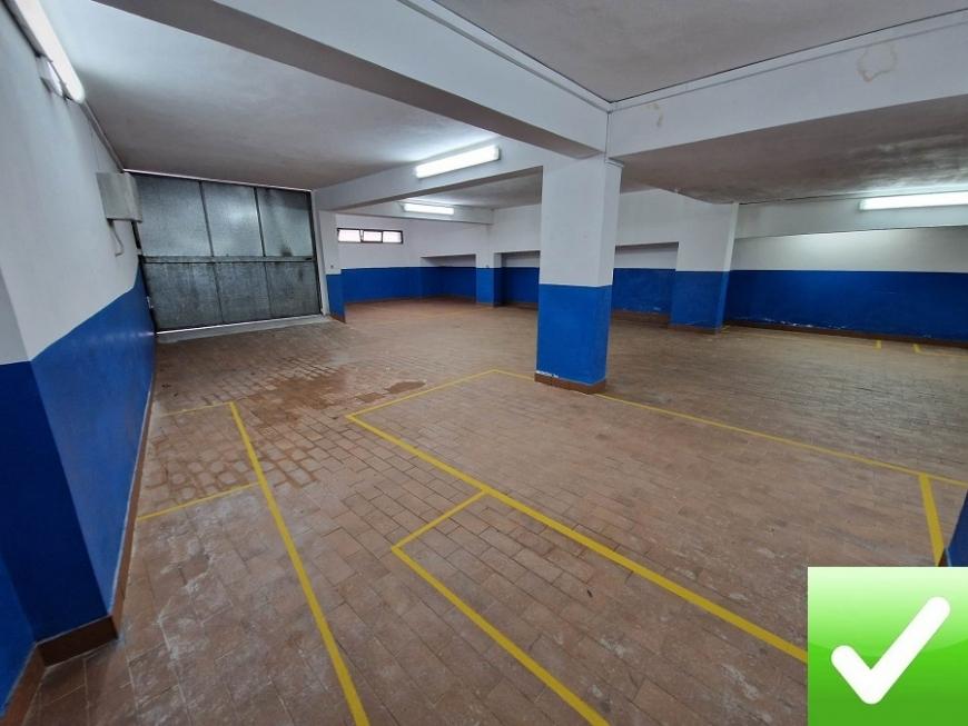 negozio in affitto a Reggio di Calabria in zona Centro Storico