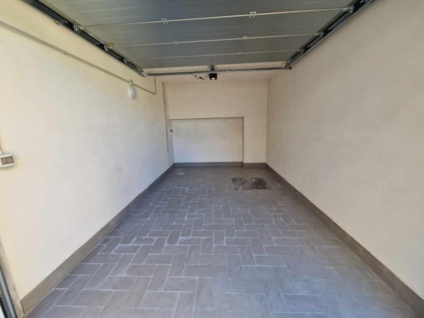 negozio in affitto a Reggio di Calabria in zona Sbarre
