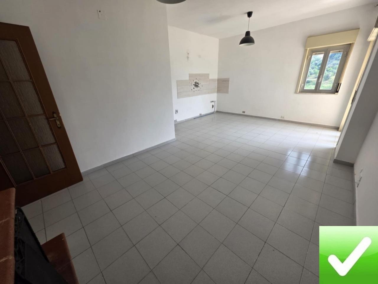 appartamento in affitto a Reggio di Calabria in zona Ortì