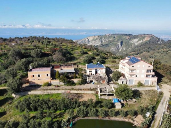 negozio in affitto a Reggio di Calabria in zona Terreti
