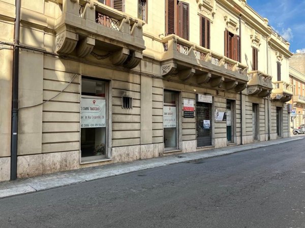 negozio in affitto a Reggio di Calabria in zona Centro Storico