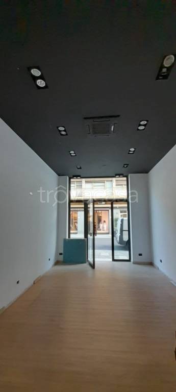 negozio in affitto a Reggio di Calabria in zona Centro Storico