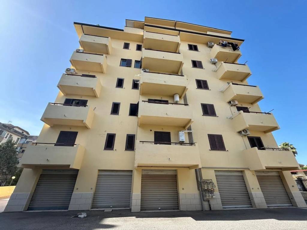 appartamento in affitto a Reggio di Calabria in zona Modena