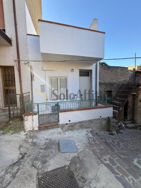 casa indipendente in affitto a Reggio di Calabria in zona Sambatello