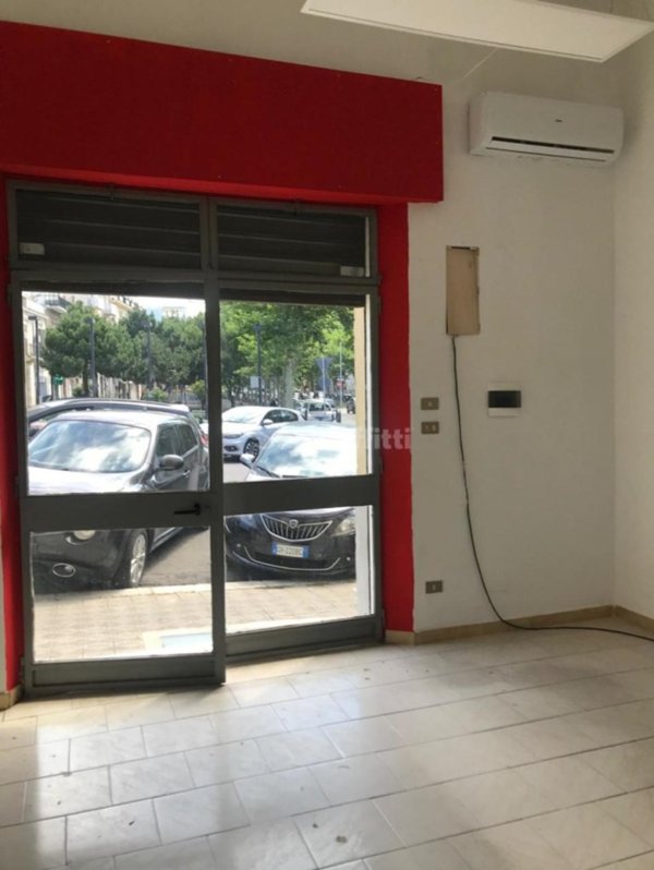 negozio in affitto a Reggio di Calabria