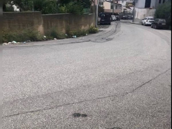 negozio in affitto a Reggio di Calabria in zona Trabocchetto