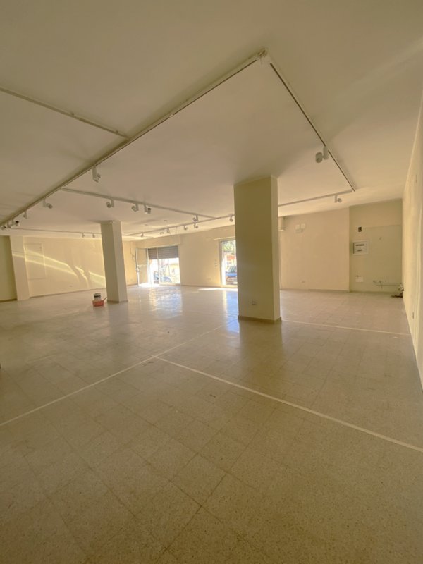 locale commerciale in affitto a Reggio di Calabria in zona Sbarre