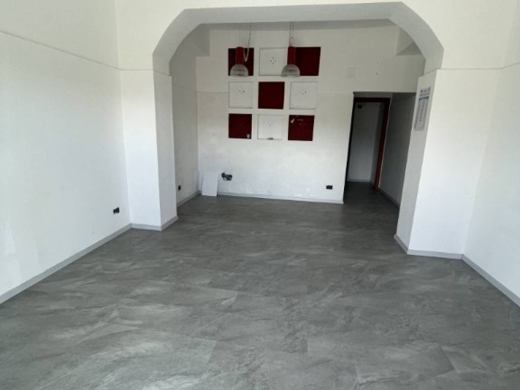 negozio in affitto a Reggio di Calabria