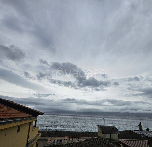 casa indipendente in affitto a Reggio di Calabria in zona Gallico Superiore