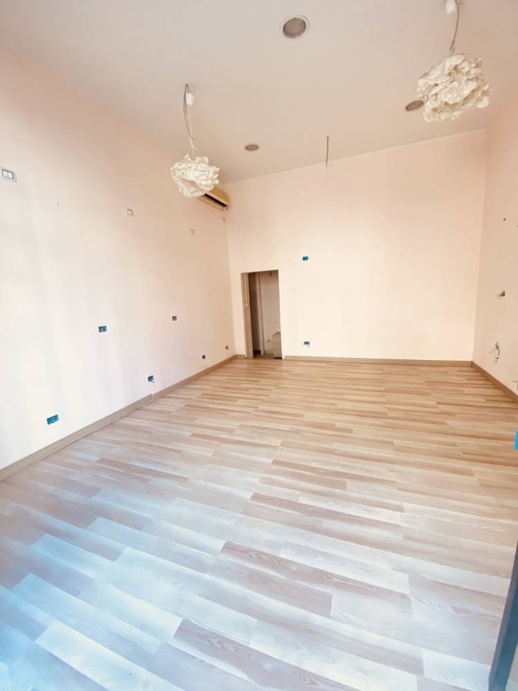 locale commerciale in affitto a Reggio di Calabria