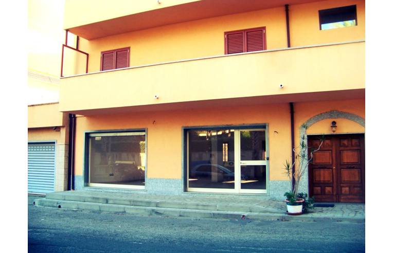 locale commerciale in affitto a Reggio di Calabria