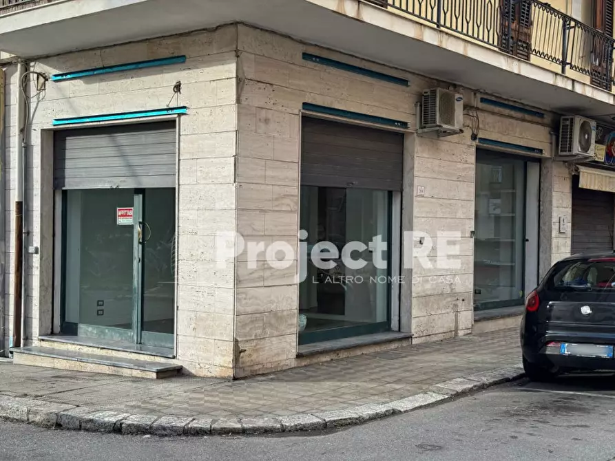negozio in affitto a Reggio di Calabria in zona Sbarre