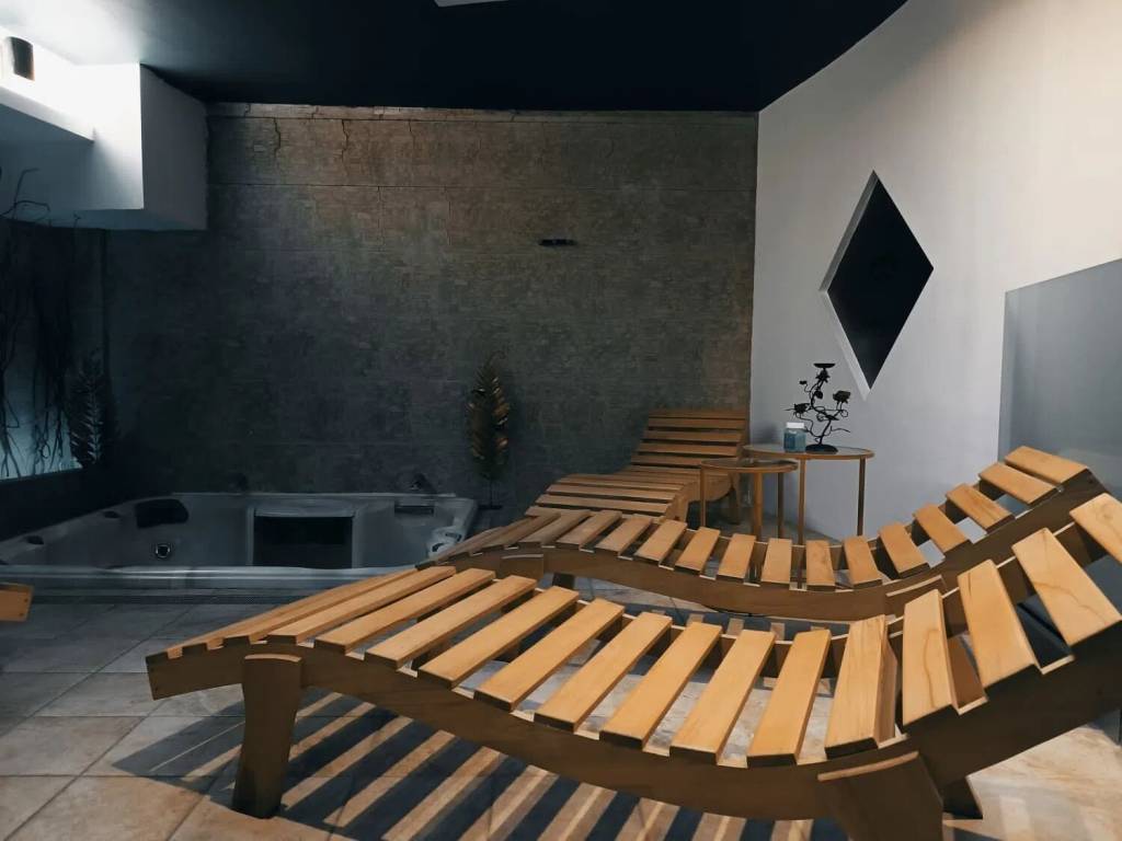 negozio in affitto a Reggio di Calabria in zona San Sperato