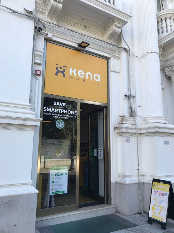 locale commerciale in affitto a Reggio di Calabria