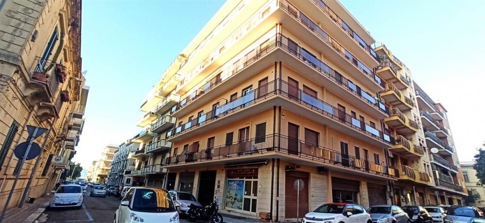 ufficio in affitto a Reggio di Calabria in zona Centro Storico