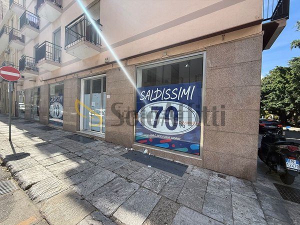 locale commerciale in affitto a Reggio di Calabria in zona Centro Storico