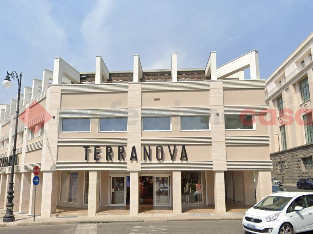negozio in affitto a Reggio di Calabria
