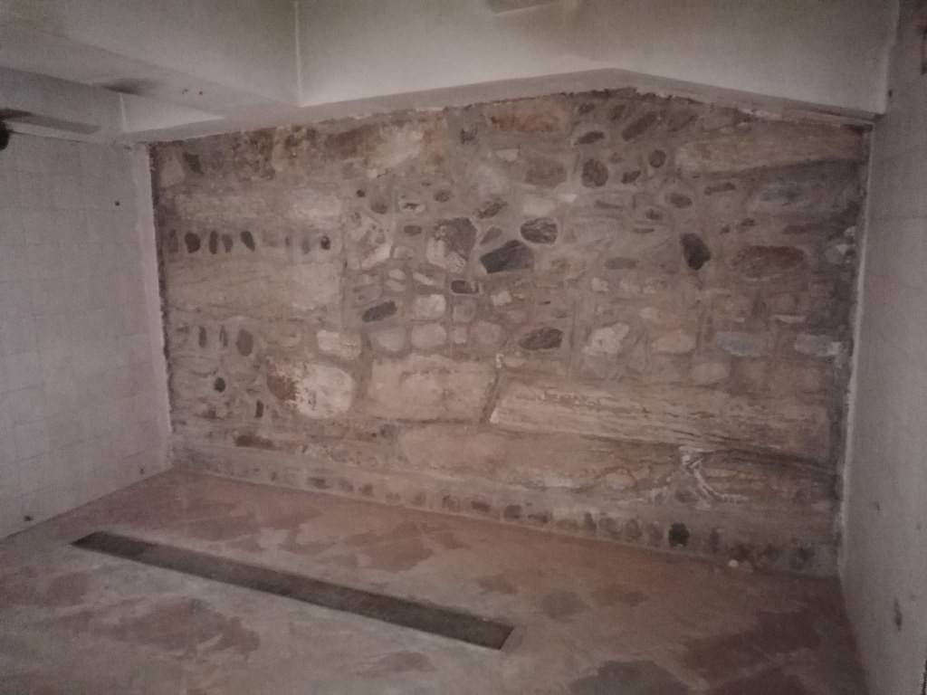 negozio in affitto a Reggio di Calabria in zona Centro Storico