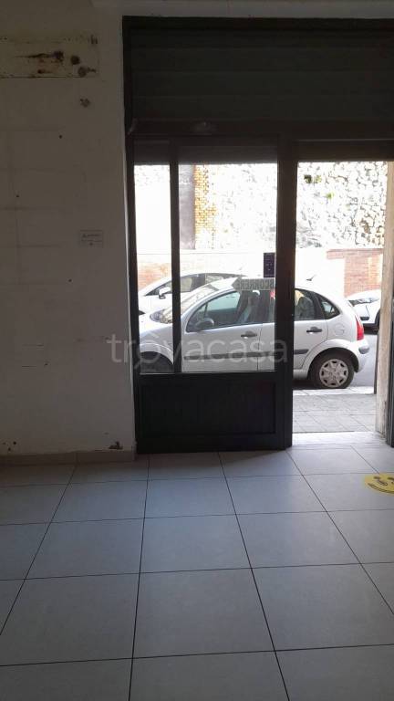negozio in affitto a Reggio di Calabria in zona Centro Storico